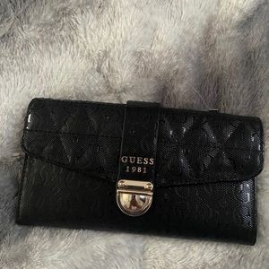 Guess wallet